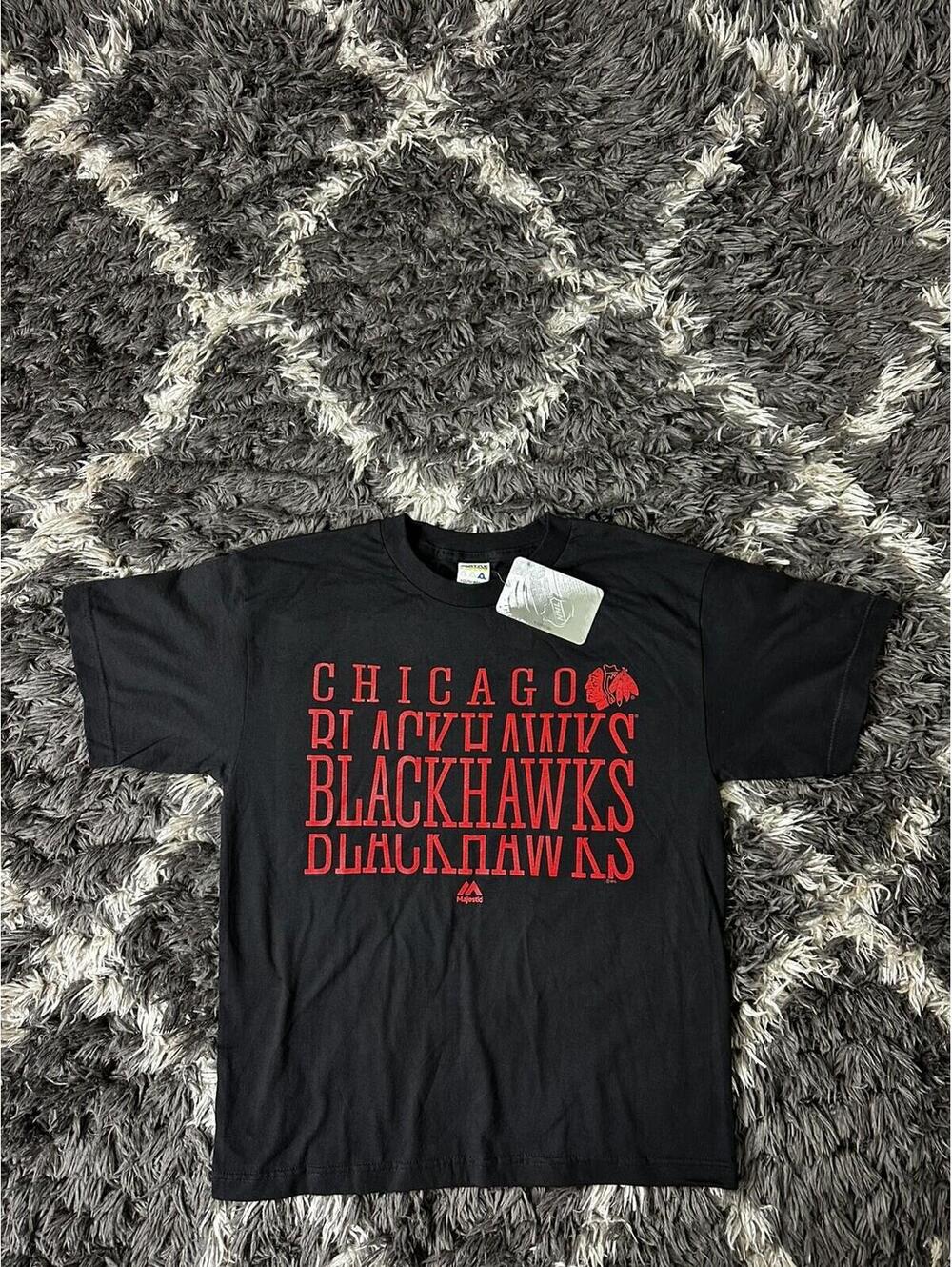 NWT Chicago Blackhawks Majestic Youth XL Black T-Shirt Repeat Graphic NHL